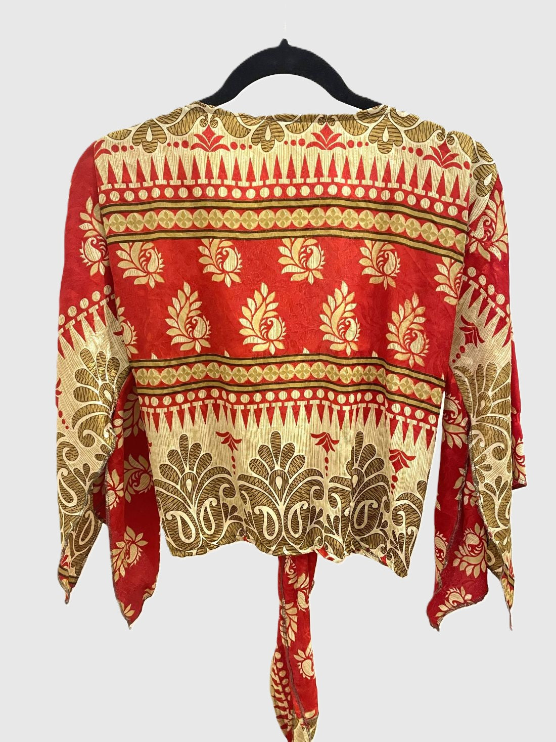 Indian Tight Top Bluse in Rot und Beige
