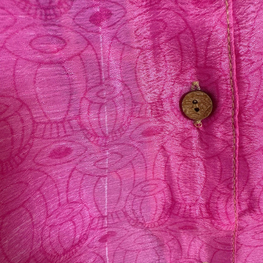 Upcycled Lounge Wear Set #1511 aus Vintage-Sari in Pink – Detailansicht