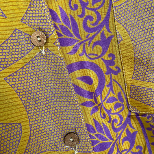 Upcycled Lounge Wear Set #1541 aus Vintage-Sari in Pink & Grün – Detailansicht
