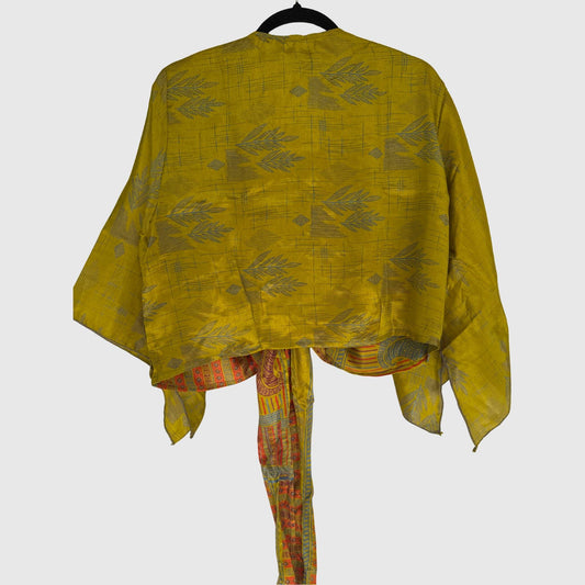 Upcycled Wickelbluse #938 aus Vintage-Sari in Gold – Rückansicht