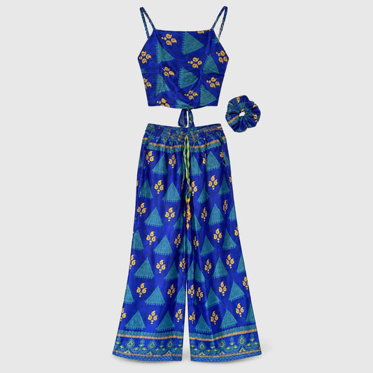 Upcycled Set aus Wickeltop und Palazzo-Hose aus Sari-Stoff in Blau, Vorderansicht