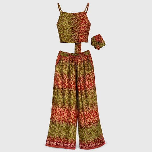 Upcycled Set aus Wickeltop und Palazzo-Hose aus Sari-Stoff in Grün & Rosa, Vorderansicht