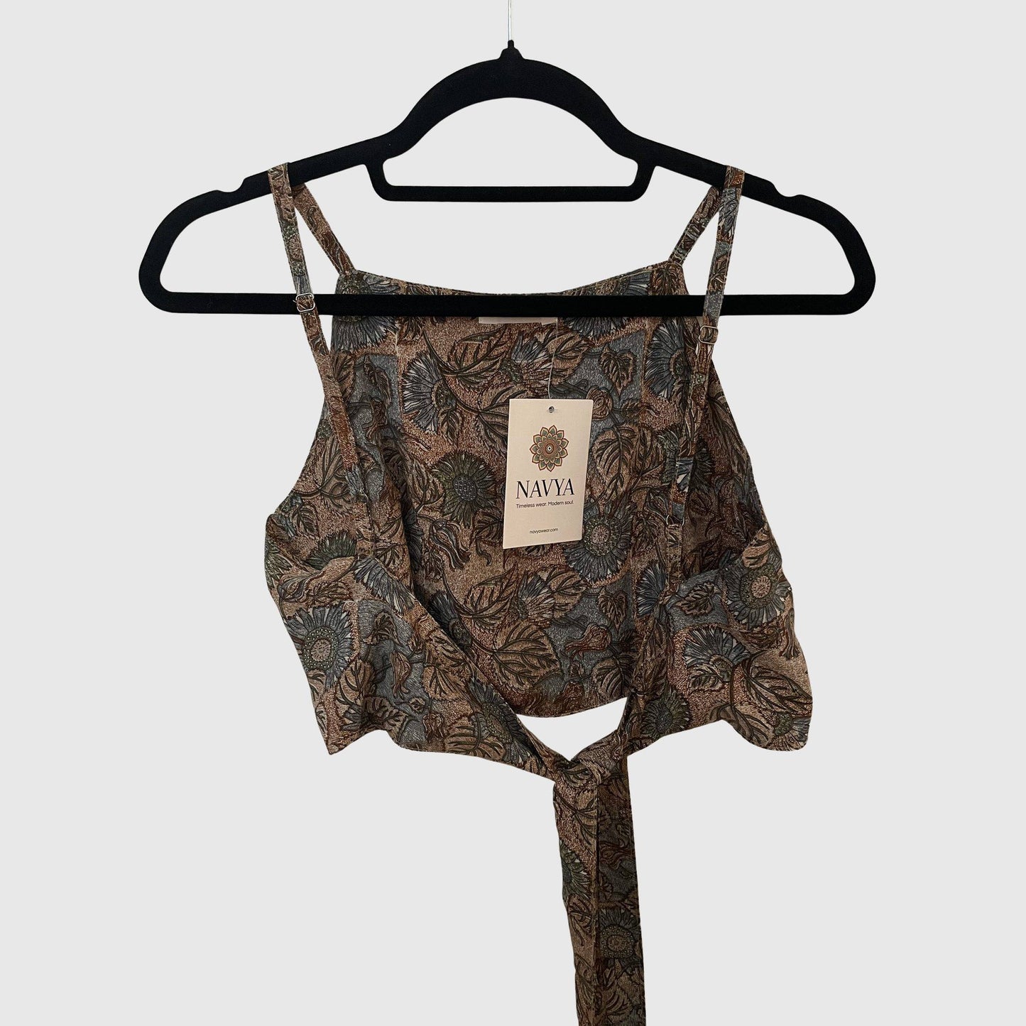 Upcycled Cropped Wickeltop #762 aus Vintage-Sari in Braun – Rückansicht