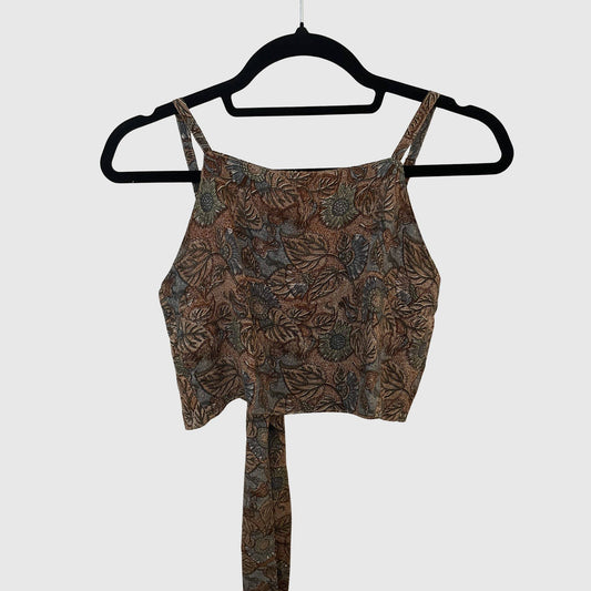 Upcycled Cropped Wickeltop #762 aus Vintage-Sari in Braun – Vorderansicht