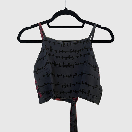 Upcycled Cropped Wickeltop #763 aus Vintage-Sari in Schwarz – Vorderansicht