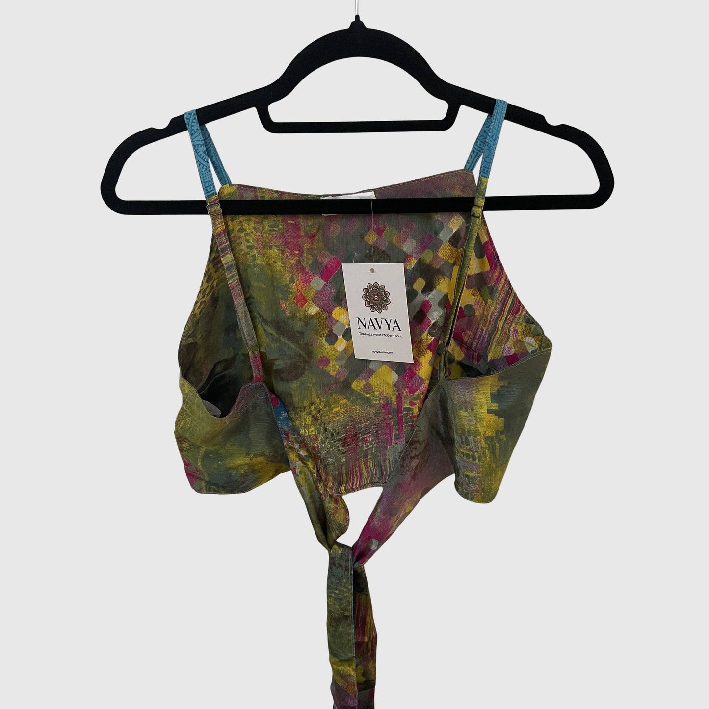 Upcycled Cropped Wickeltop #767 aus Vintage-Sari in Pink und Gelb – Rückansicht