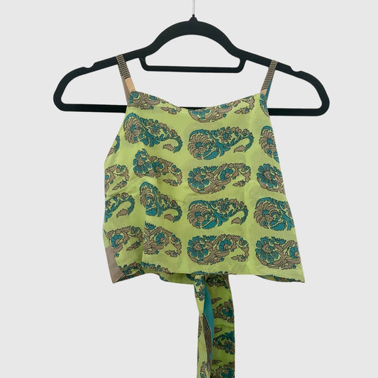Upcycled Cropped Wickeltop #771 aus Vintage-Sari in Grün – Vorderansicht