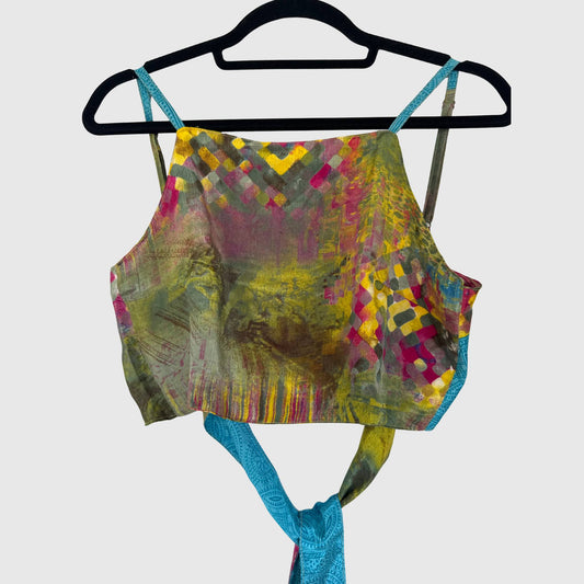 Upcycled Cropped Wickeltop #780 aus Vintage-Sari in Braun & Oliv – Vorderansicht