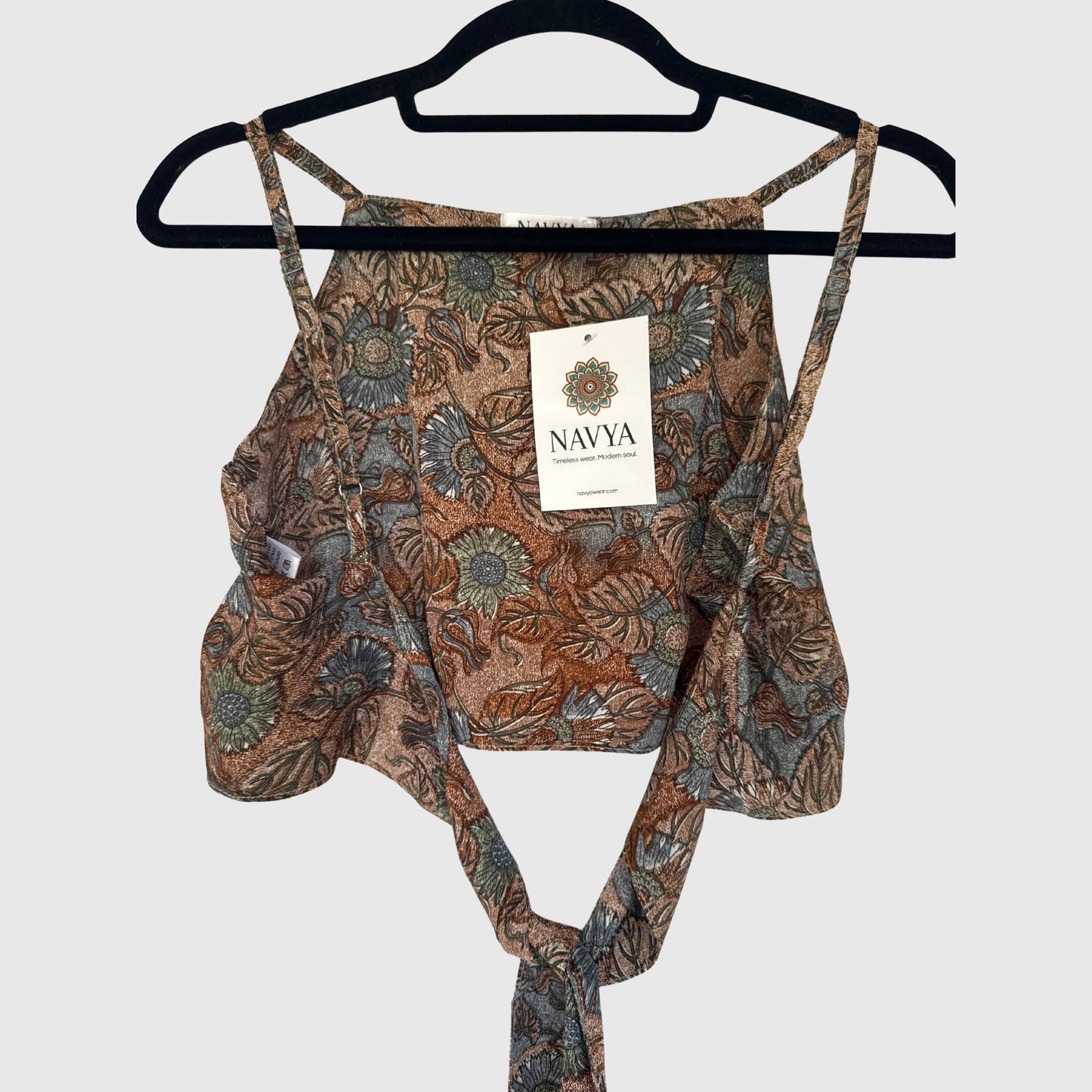 Upcycled Cropped Wickeltop #790 aus Vintage-Sari in Braun – Rückansicht