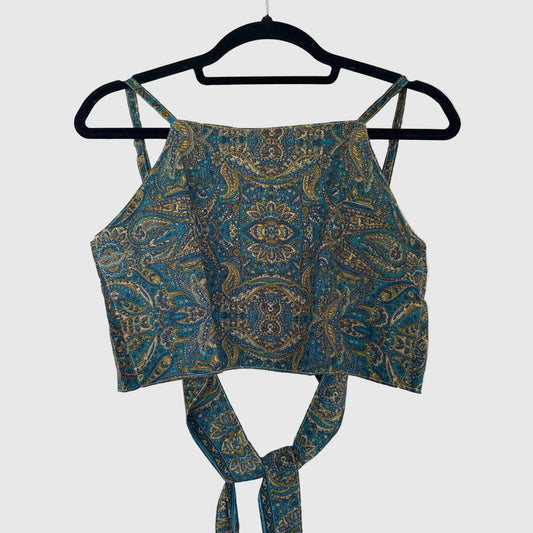 Upcycled Cropped Wickeltop #791 aus Vintage-Sari in Grün & Weiß – Vorderansicht