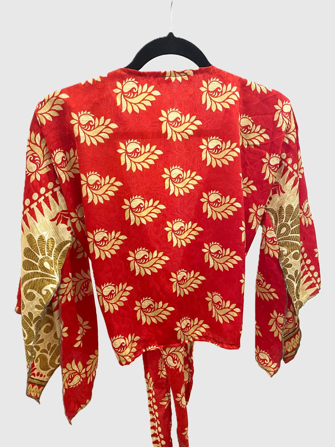 Indian Tight Top Bluse in Rot und Beige