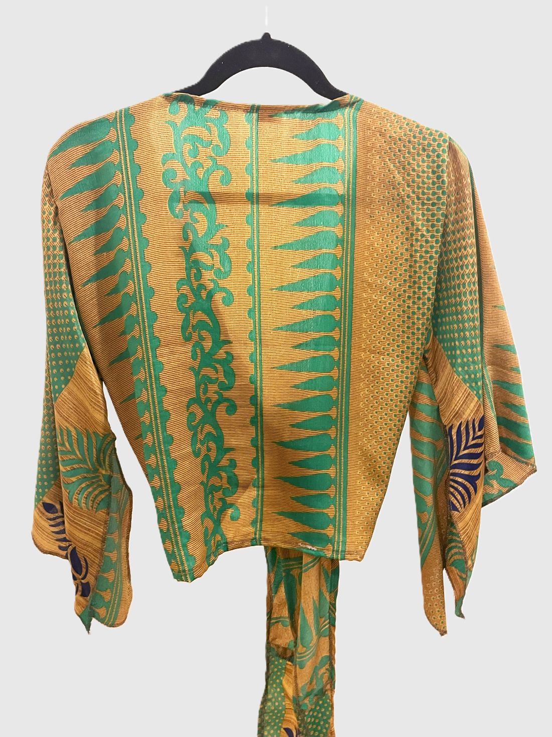 Indian Tight Top Bluse in Grün, Hellbraun und Blau