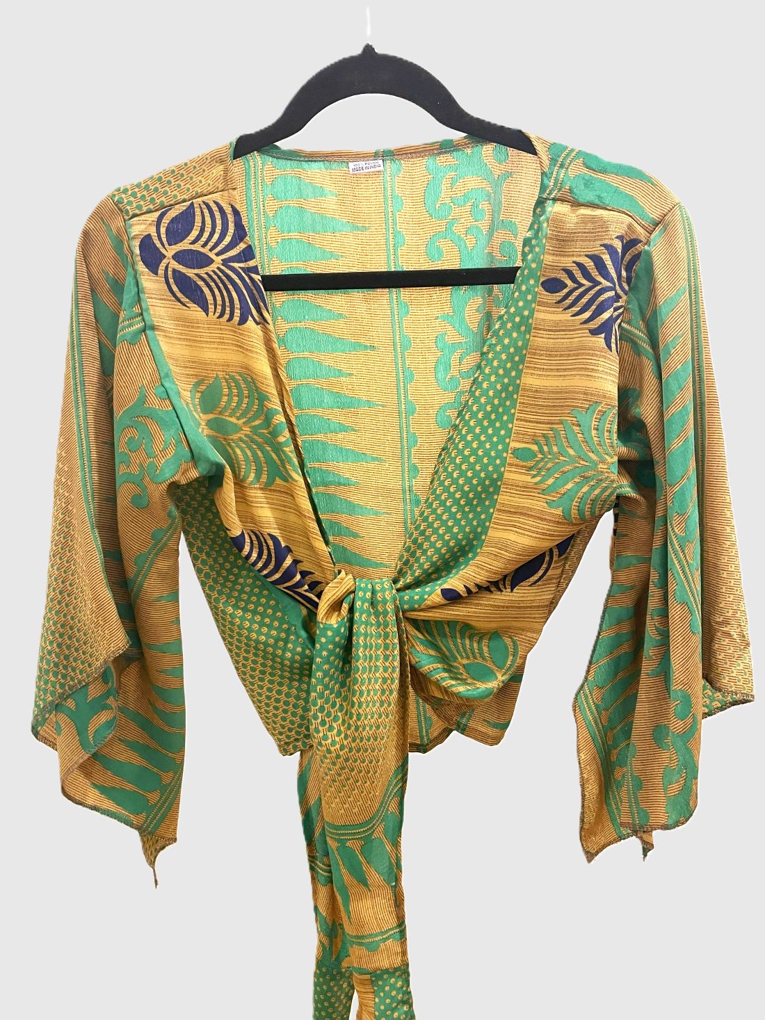 Indian Tight Top Bluse in Grün, Hellbraun und Blau