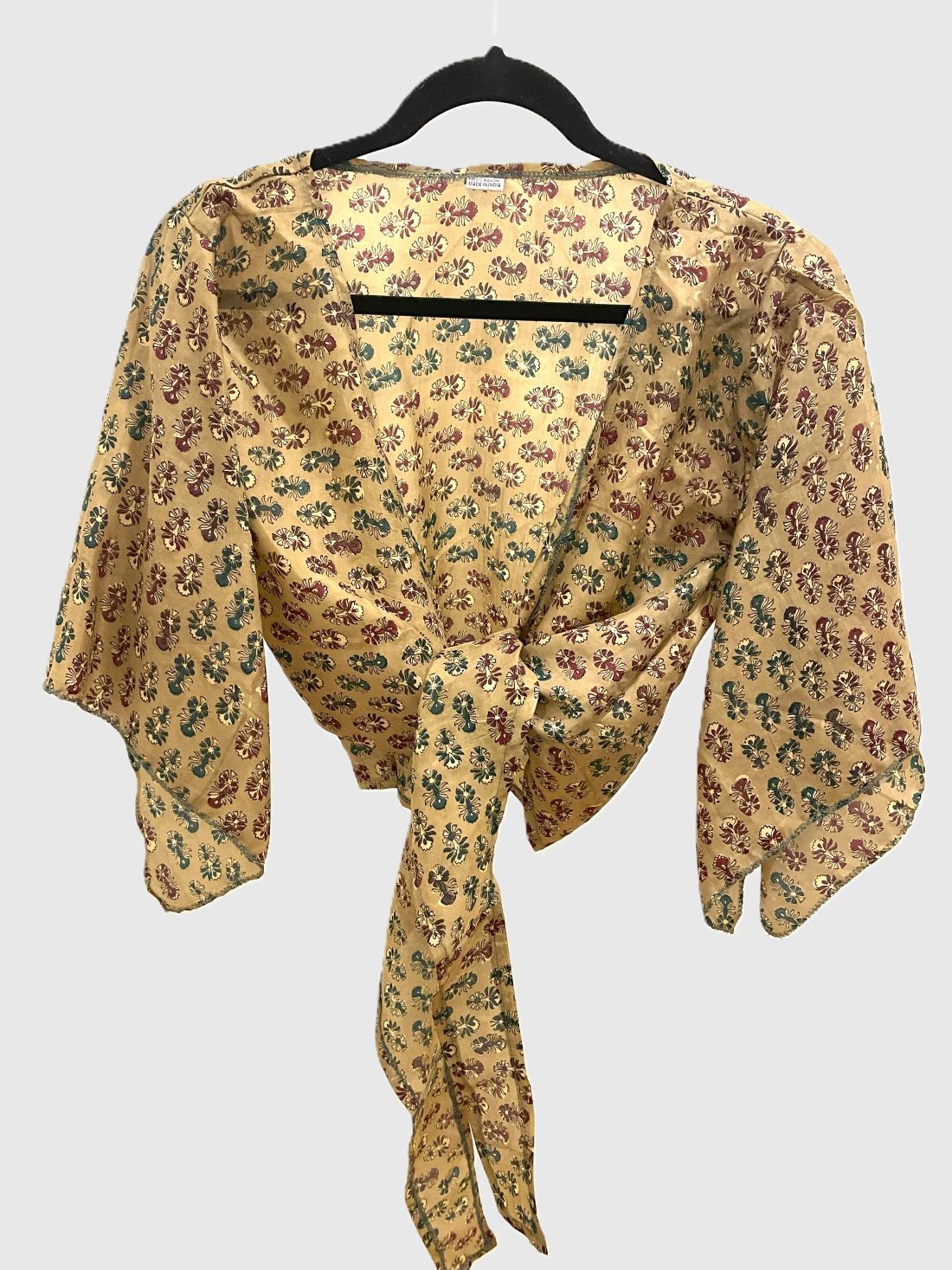 Indian Tight Top Bluse in Braun und Gold