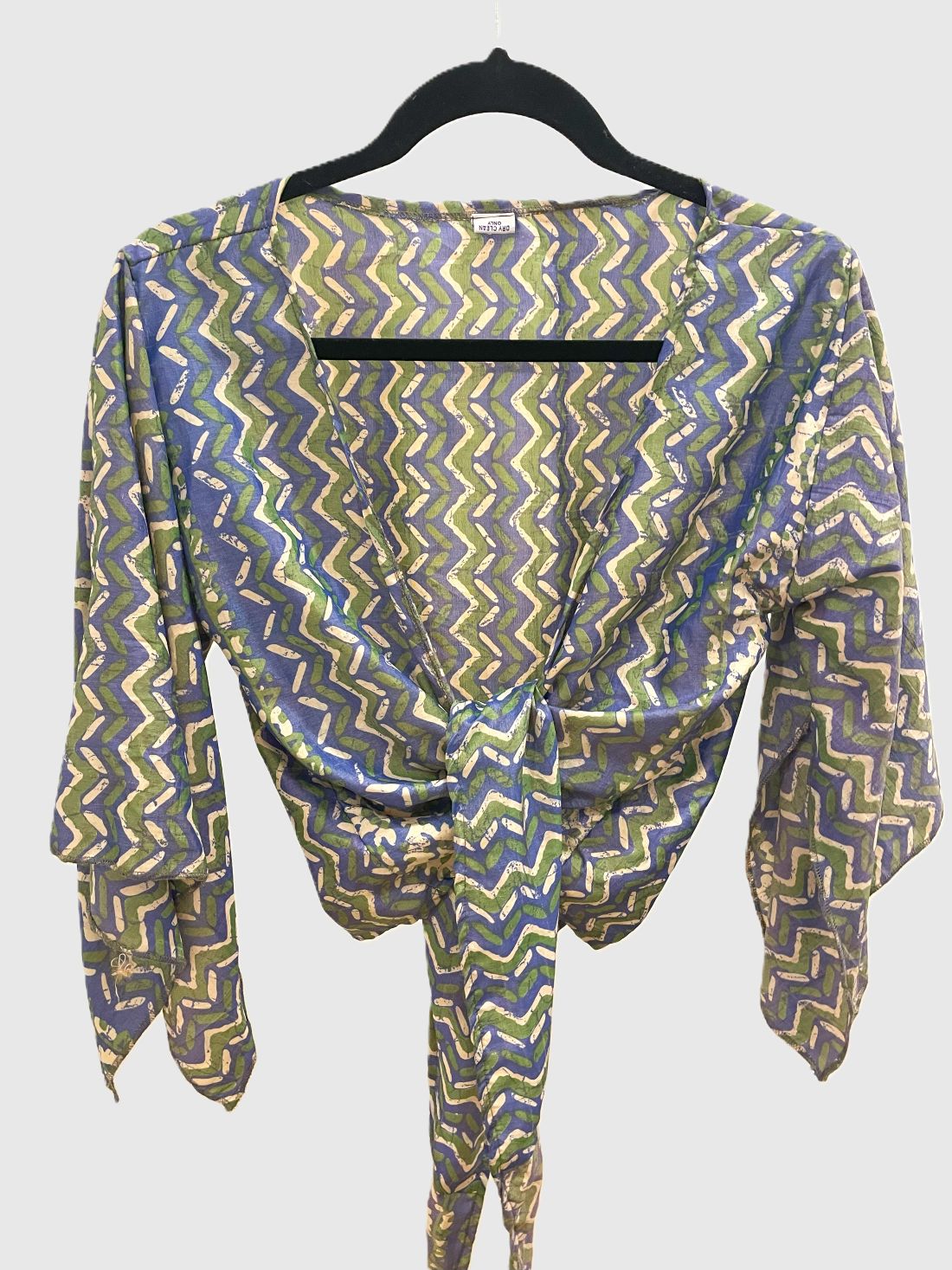 Indian Tight Top Bluse in Lila, Grün und Weiß