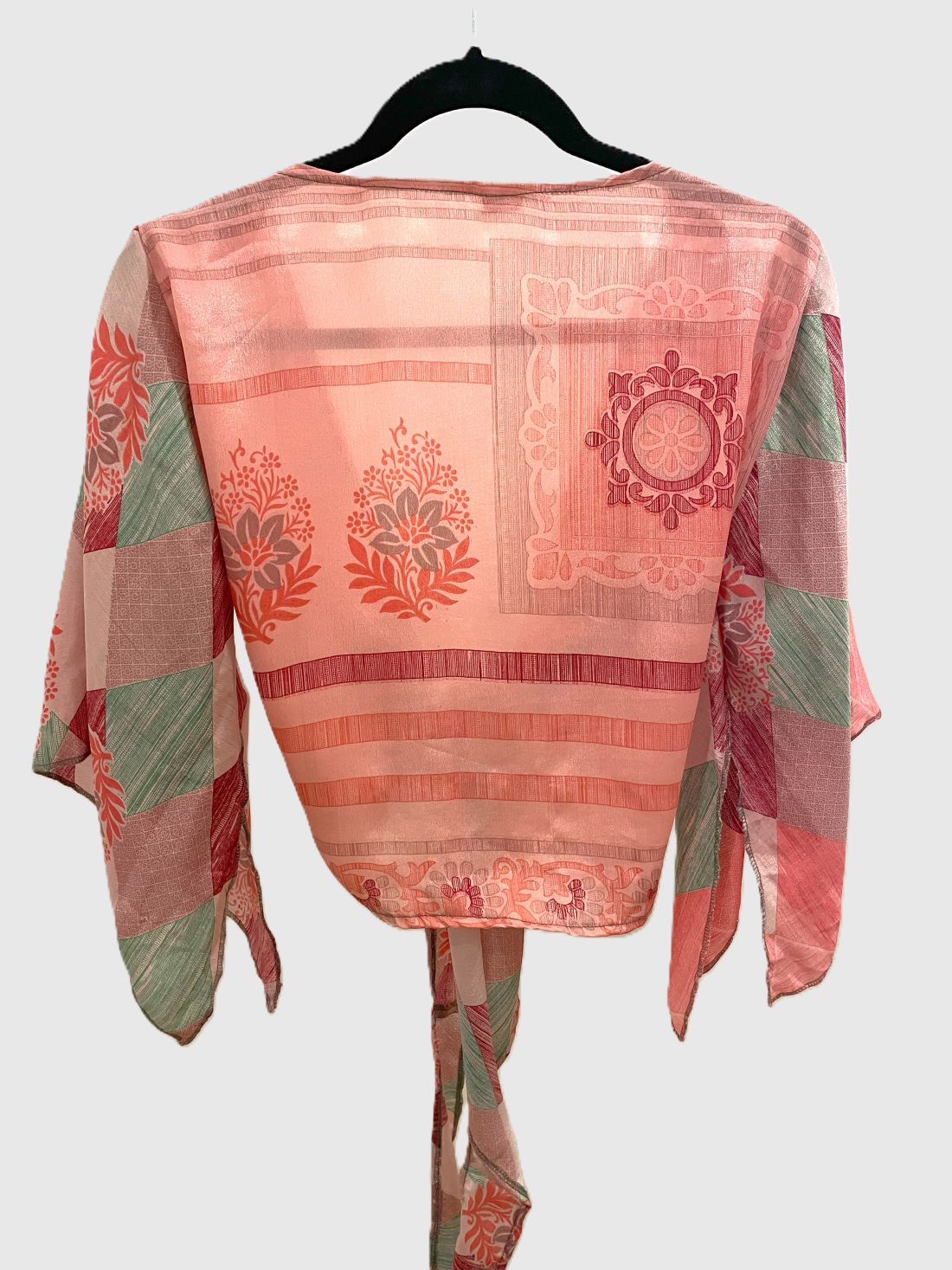 Indian Tight Top Bluse in Rosa, Grün und Rot