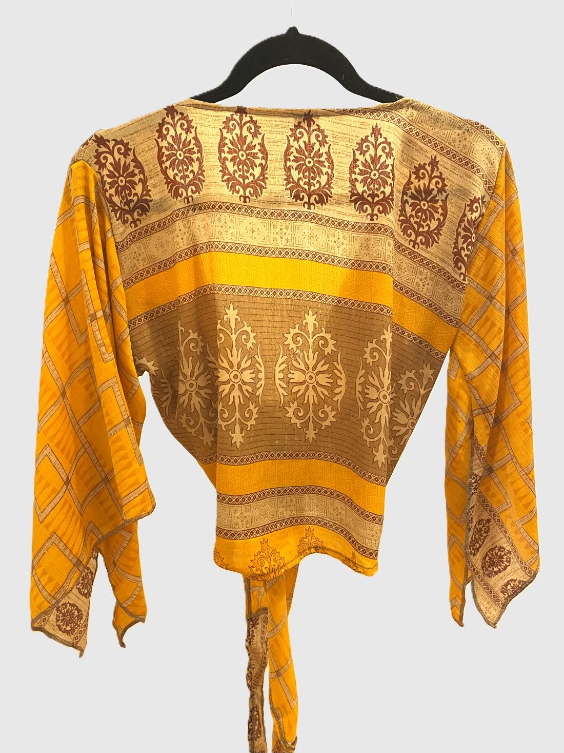 Indian Tight Top Bluse in Orange und Beige