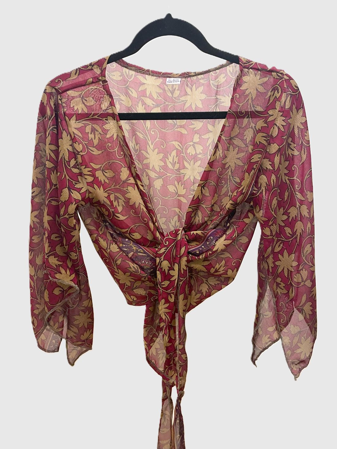 Indian Tight Top Bluse in Rot und Gold