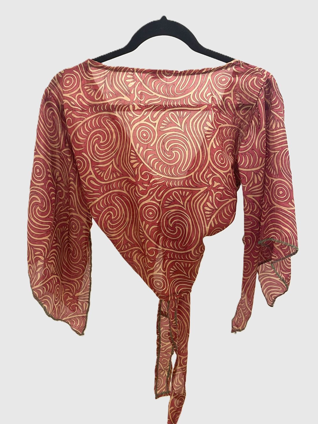 Indian Tight Top Bluse in Rot und Beige