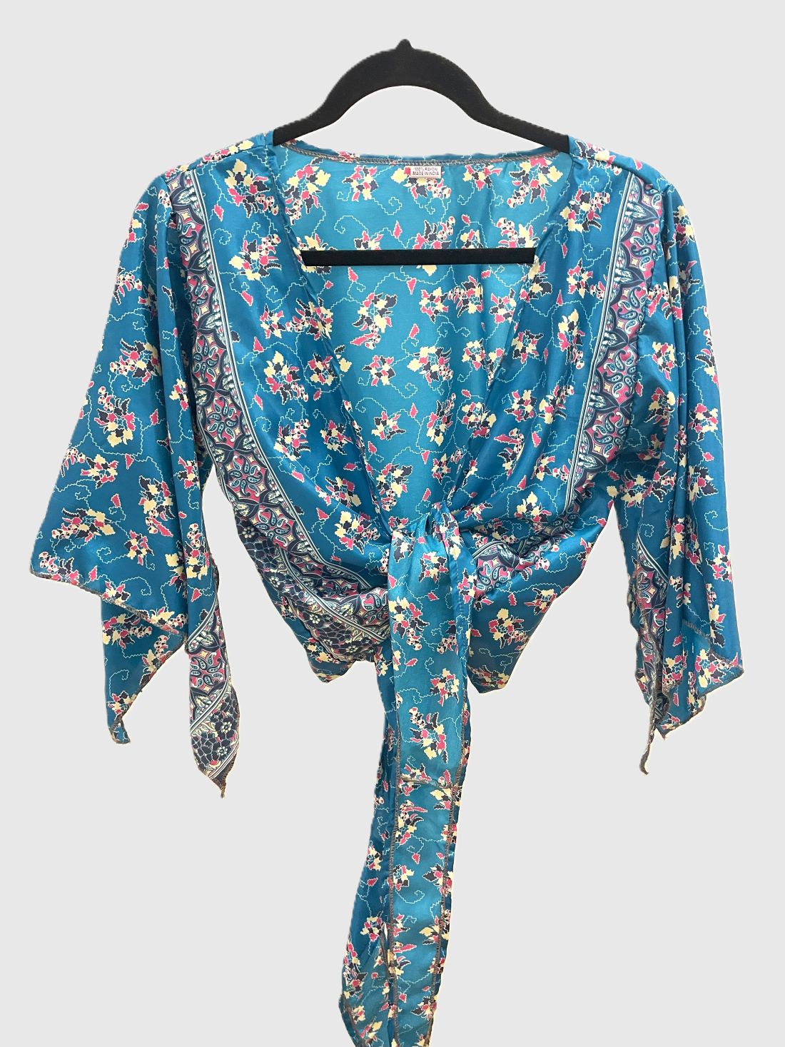 Indian Tight Top Bluse in Blau, Rosa und Beige