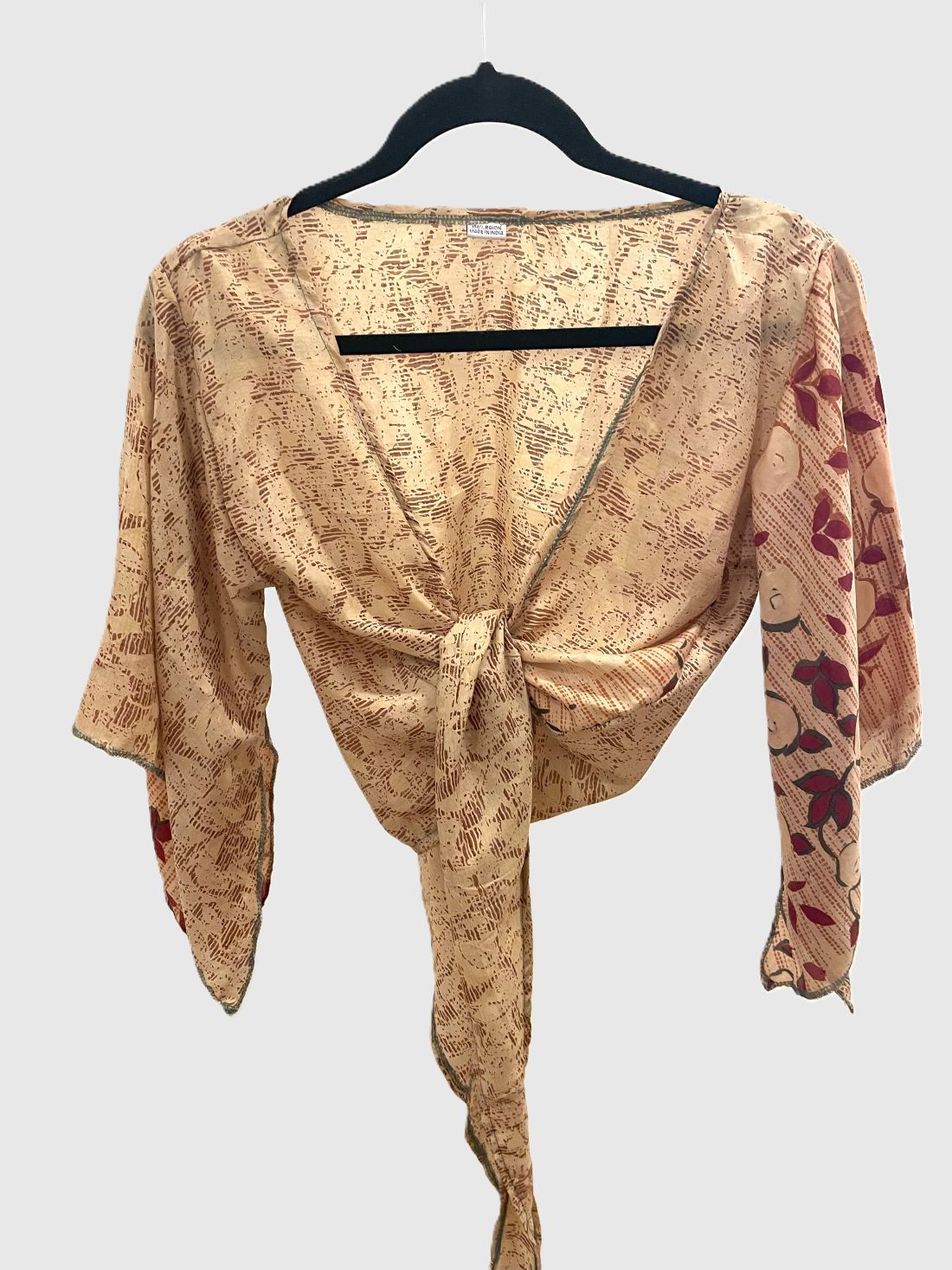 Indian Tight Top Bluse in Beige und Rot