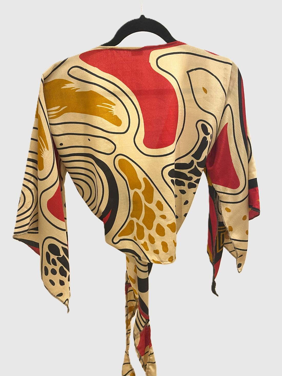 Indian Tight Top Bluse in Rot, Beige, Gelb und Schwarz