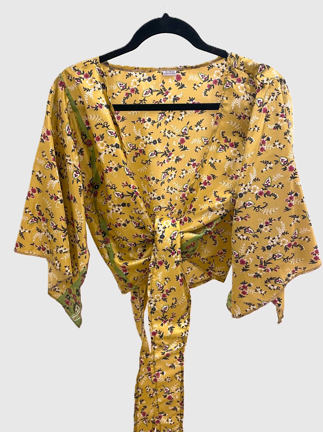 Indian Tight Top Bluse in Gold, Weiß, Schwarz und Pink