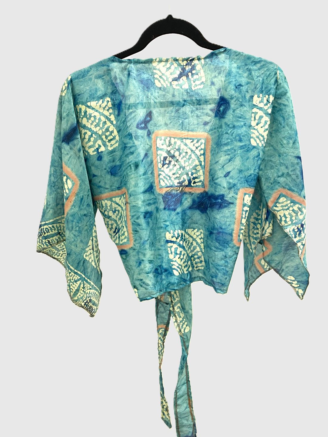 Indian Tight Top Bluse in Hellblau, Beige und Orange