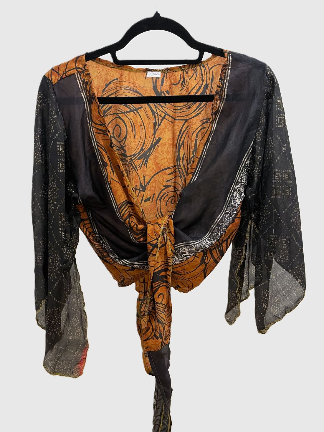 Indian Tight Top Bluse in Braun und Schwarz