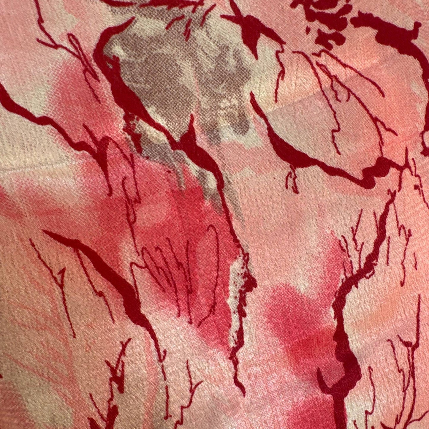 Upcycled Kimono #954 aus Vintage-Sari in Rot – Detailansicht