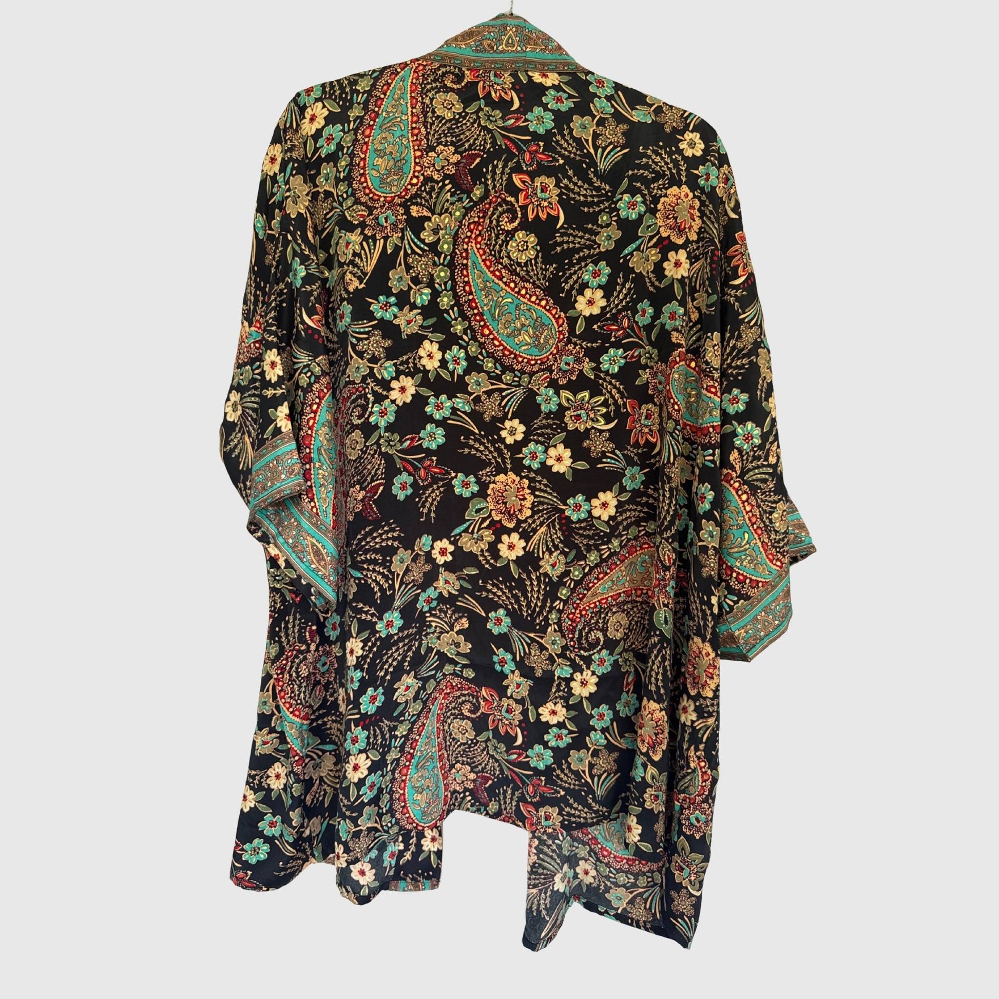 Upcycled Kimono #978 aus Vintage-Sari in Schwarz & Beige – Rückansicht