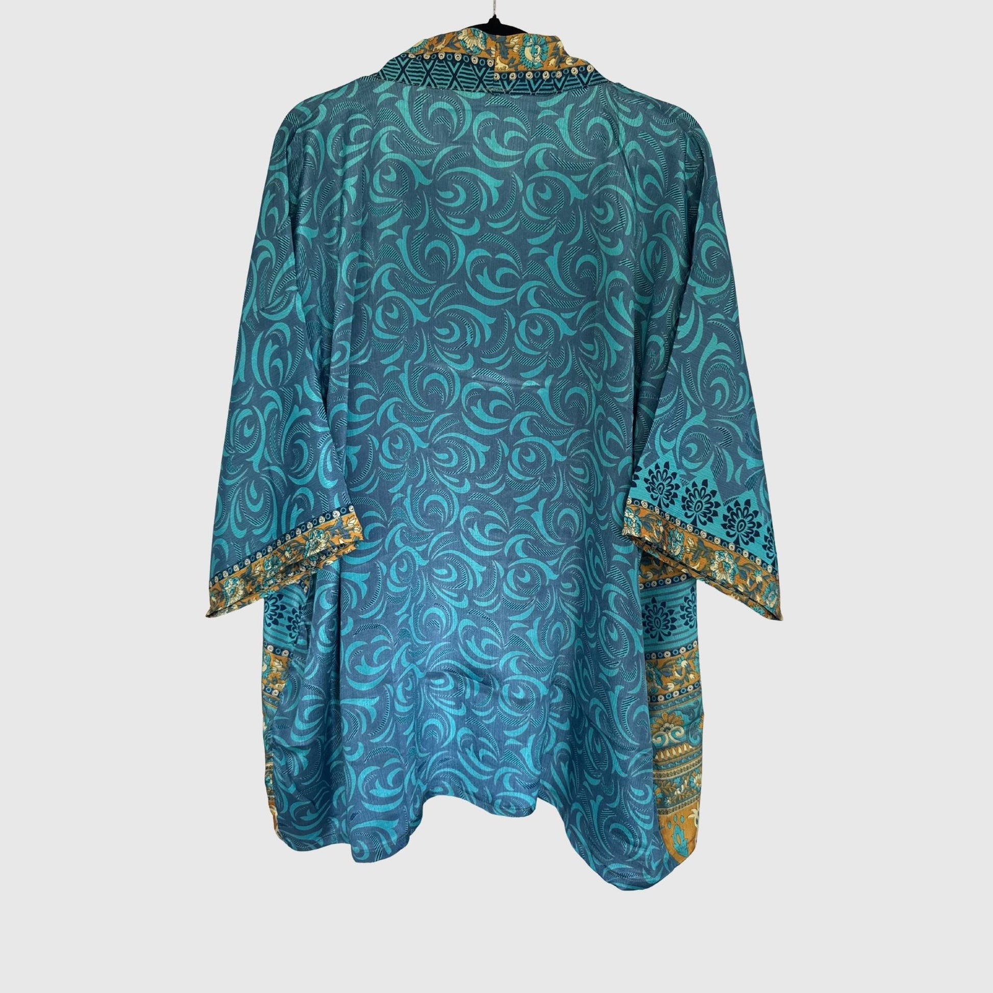 Upcycled Kimono #997 aus Vintage-Sari in Blau – Rückansicht