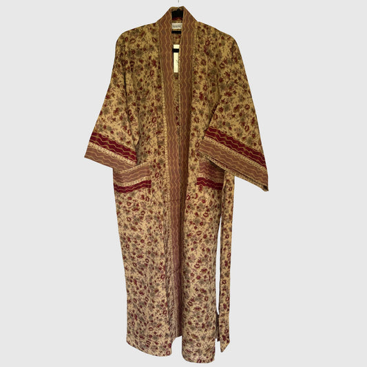 Upcycled Kimono Lang #1311 aus Vintage-Sari in Braun & Beige – Vorderansicht