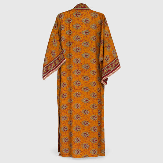 Upcycled Kimono Lang #1319 aus Vintage-Sari in Braun & Orange – Rückansicht