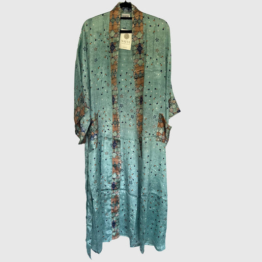 Upcycled Kimono Lang #1324 aus Vintage-Sari in Türkis & Grün – Vorderansicht