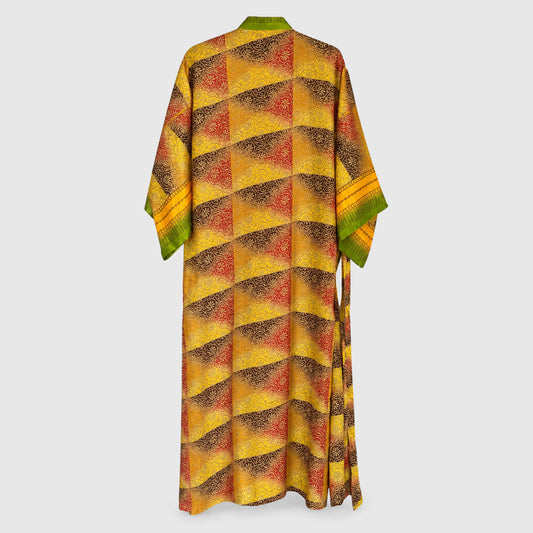 Upcycled Kimono Lang #1339 aus Vintage-Sari in Gold & Braun – Rückansicht
