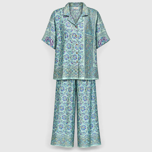 Upcycled Lounge Wear Set #1518 aus Vintage-Sari in Blau & Grau – Vorderansicht
