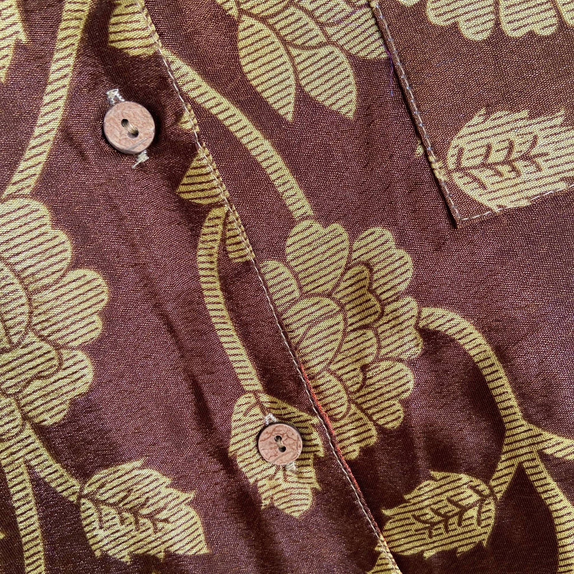 Upcycled Lounge Wear Set #1532 aus Vintage-Sari in Blau & Pink – Detailansicht