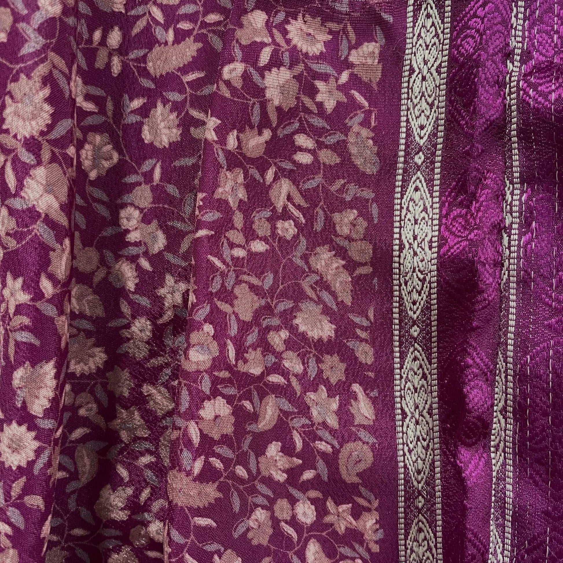 Stoffdetail: upcycelter Sari-Stoff in Lila mit goldenen Akzenten