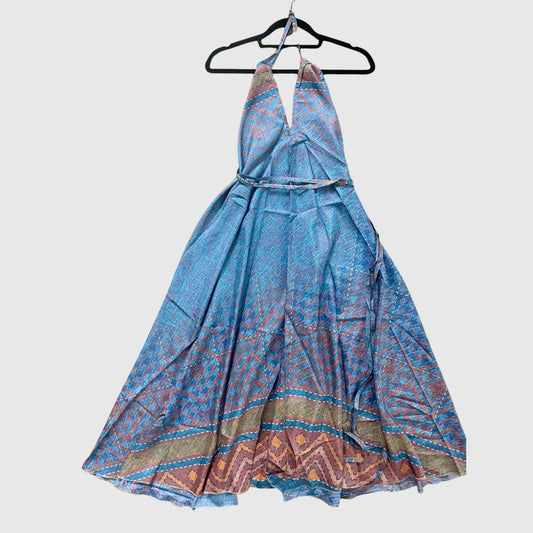Langes Magic Scarf Dress aus upcyceltem Sari in Blau, Vorderansicht