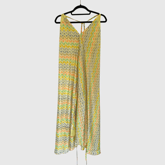 Upcycled Magic Scarf Dress Lang #727 aus Vintage-Sari in Beige & Gold – Vorderansicht