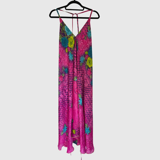 Upcycled Magic Scarf Dress Lang #732 aus Vintage-Sari in Pink & Lila – Vorderansicht