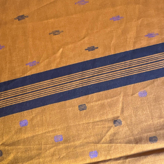 Stoffdetail: upcycelter Sari-Stoff in Orange