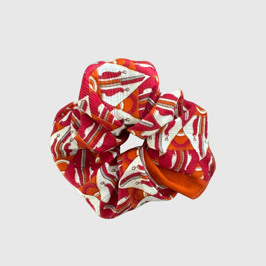 Upcycled Scrunchie #1001 aus Vintage-Sari in Rot