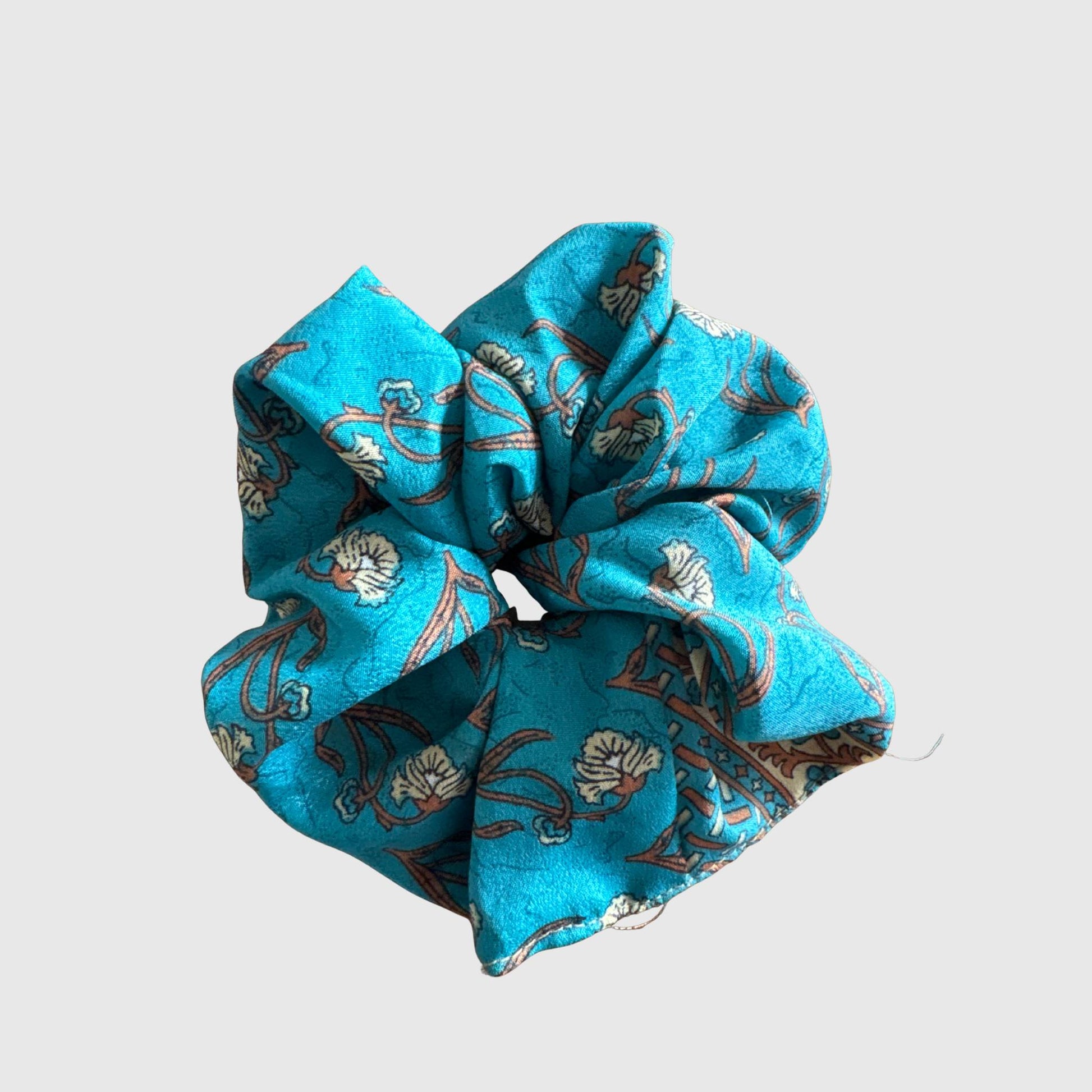 Upcycled Scrunchie #1004 aus Vintage-Sari in Türkis