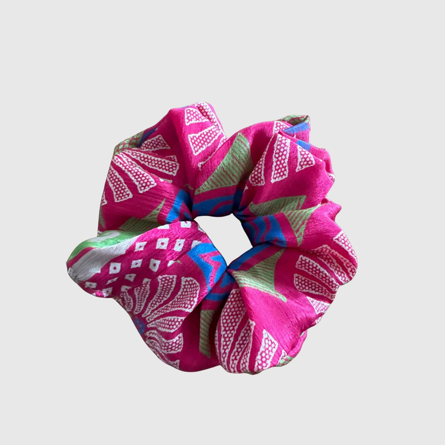 Upcycled Scrunchie #1010 aus Vintage-Sari in Pink & Beere