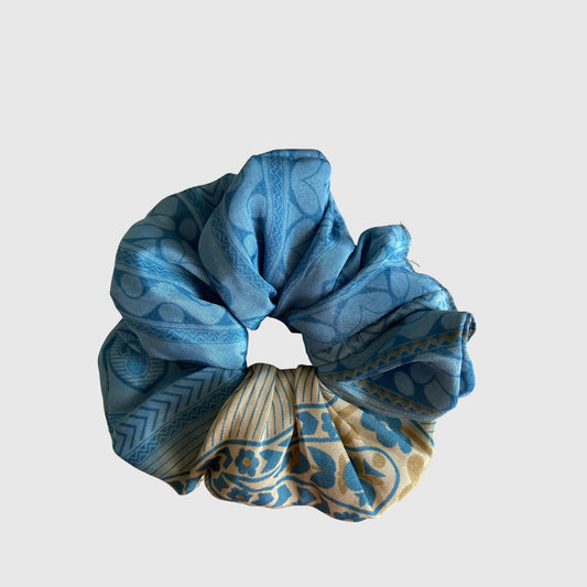 Upcycled Scrunchie #1026 aus Vintage-Sari in Türkis & Blau