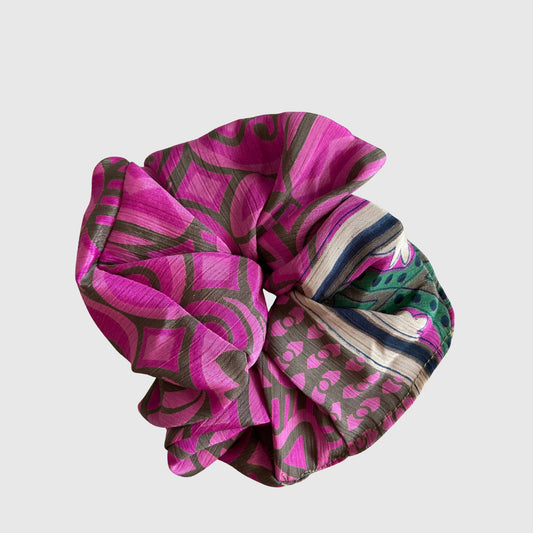 Upcycled Scrunchie #1043 aus Vintage-Sari in Pink & Braun
