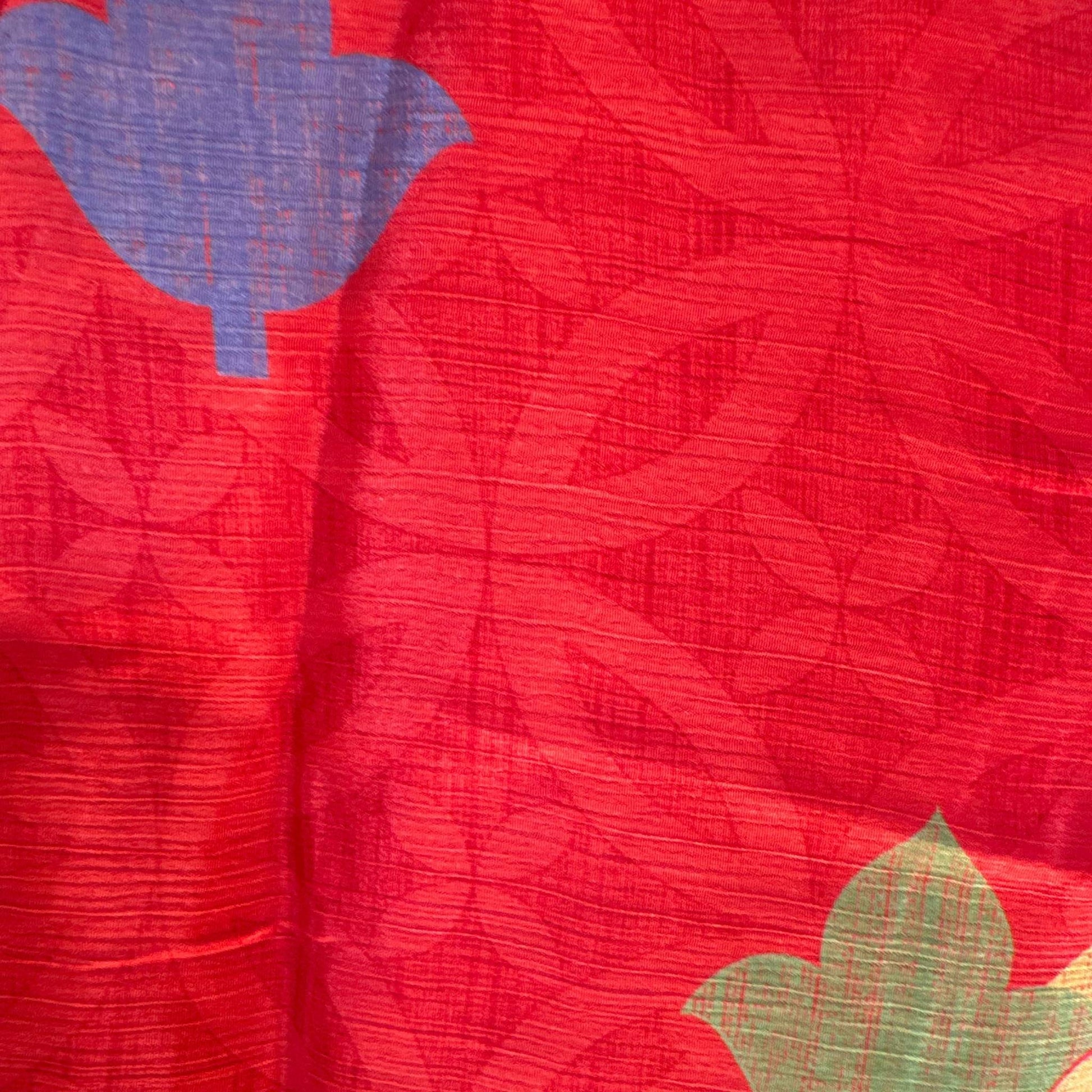 Upcycled Tiered Palazzo Pants #1094 aus Vintage-Sari in Rot – Detailansicht