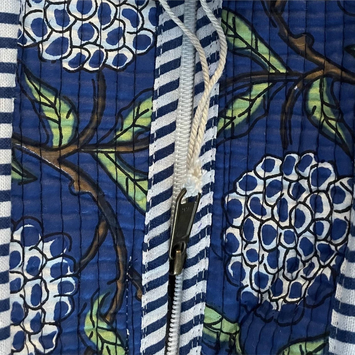 Tote Bag aus Baumwolle in Blau, Reißverschluss